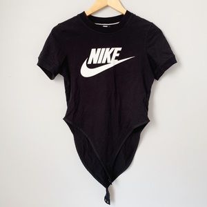 Nike Women’s Bodysuit - size M